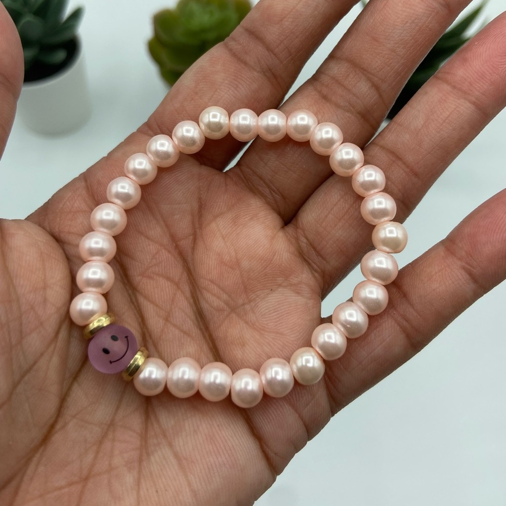 Y2K Handmade Trendy Glass Bead Bracelet with Smiley Face